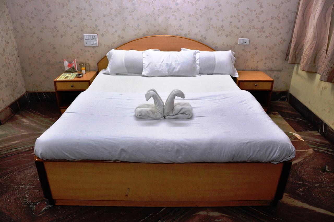 Hotel Aastha In Rourkela Exterior foto
